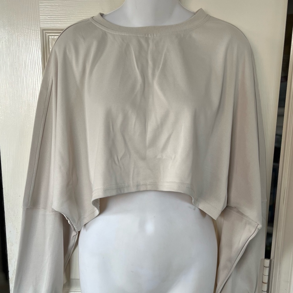 Crave Fame Cream Crop Top